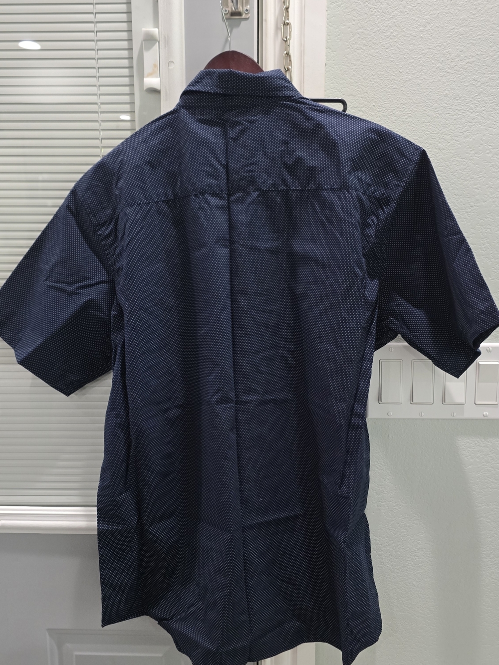 Monument Men’s Navy Short-Sleeve Button-Down Shirt - Picture 5 of 6